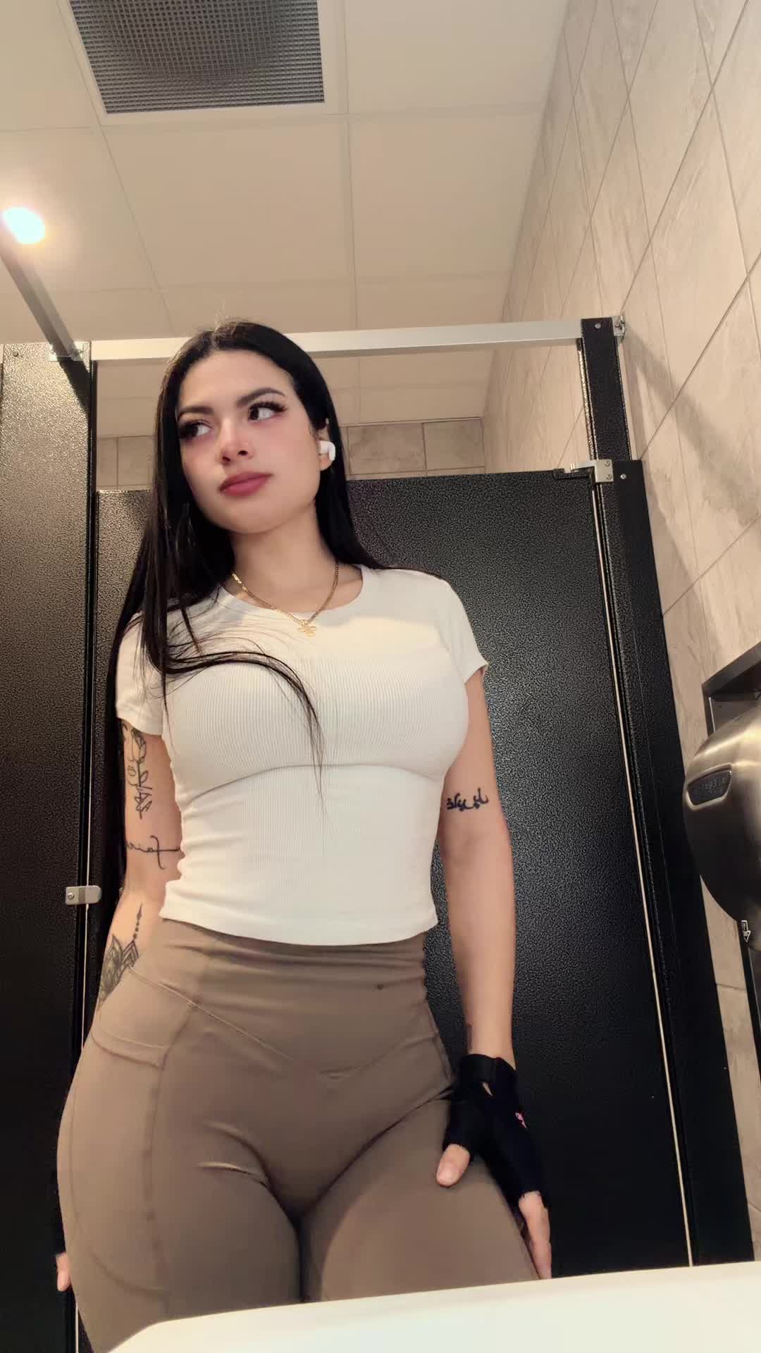 @Judianys