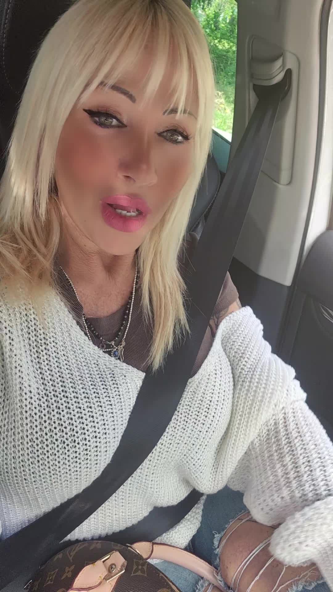 @katiuscia