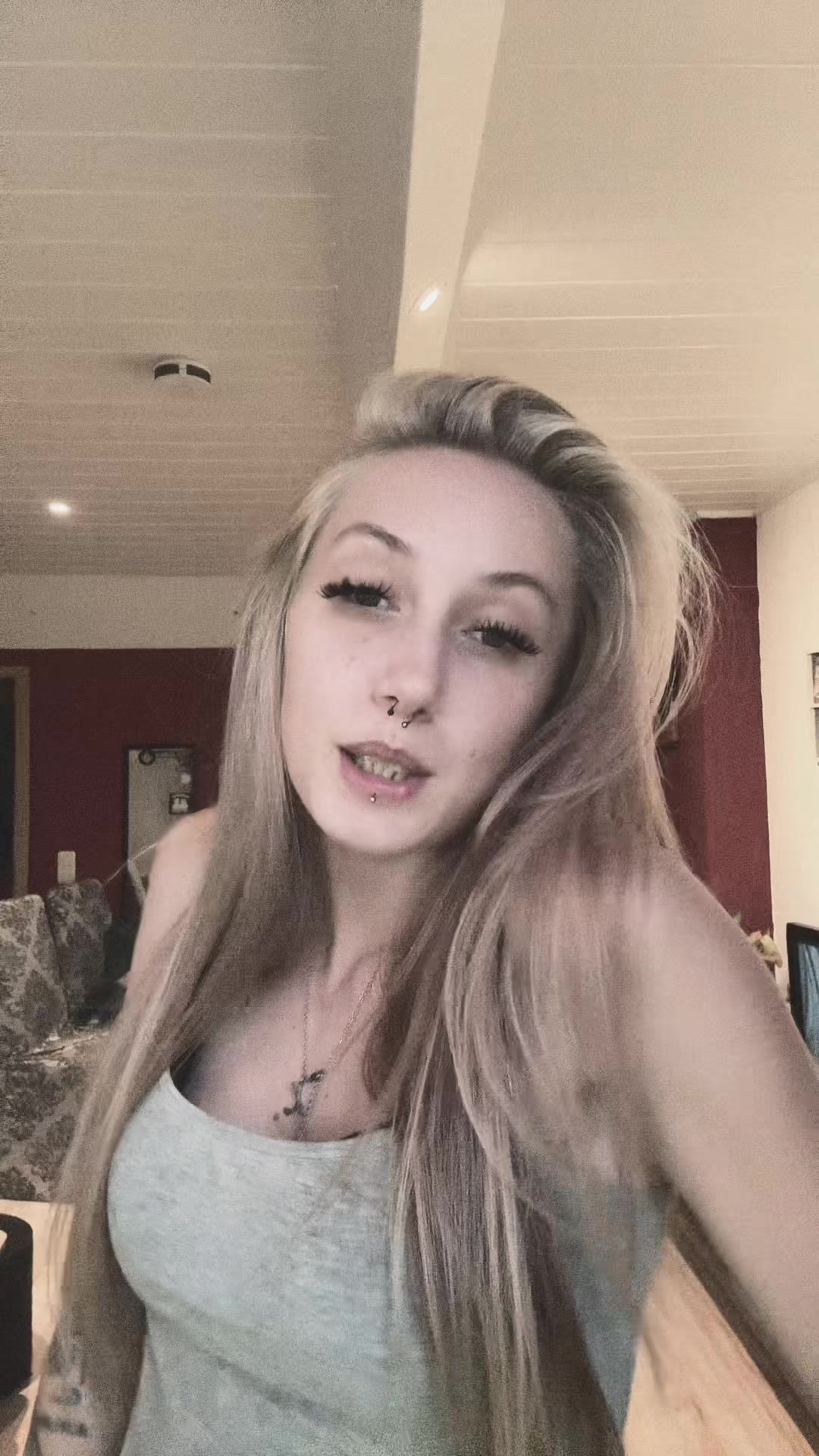 @Livinoox