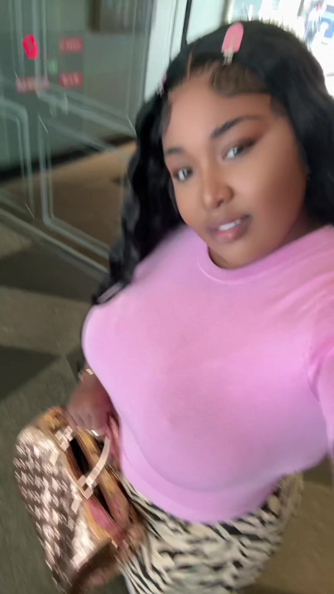 @wooladytv