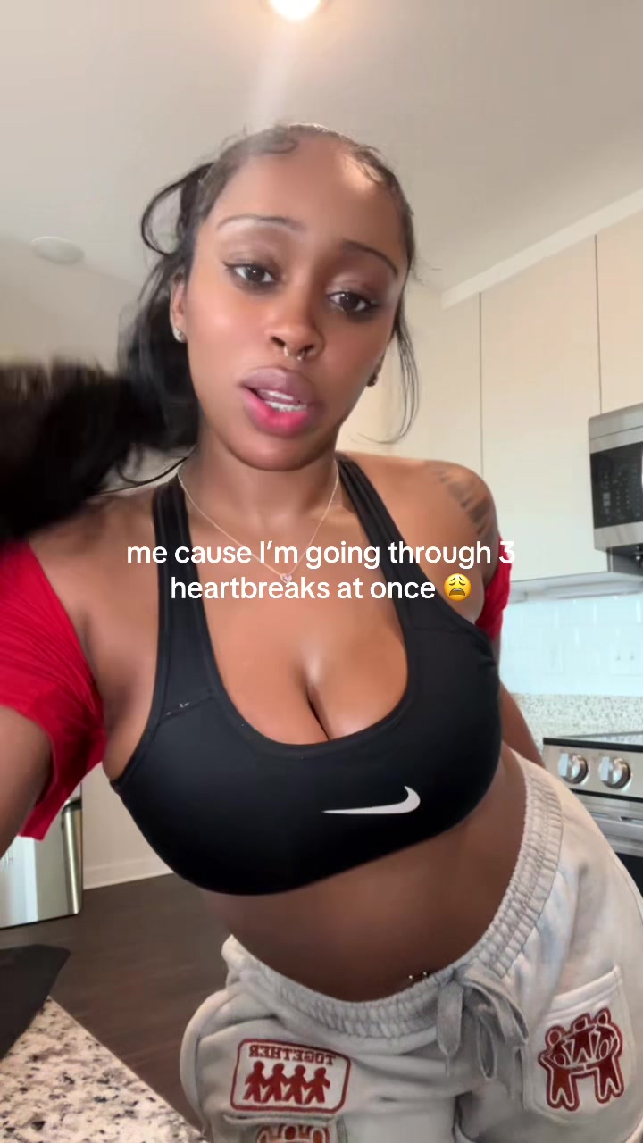 @moon
