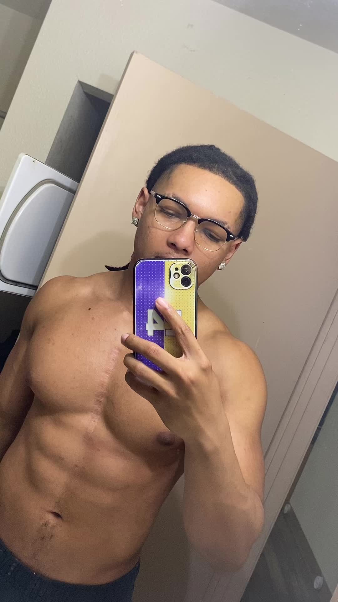 @AvantgetsYouwetta