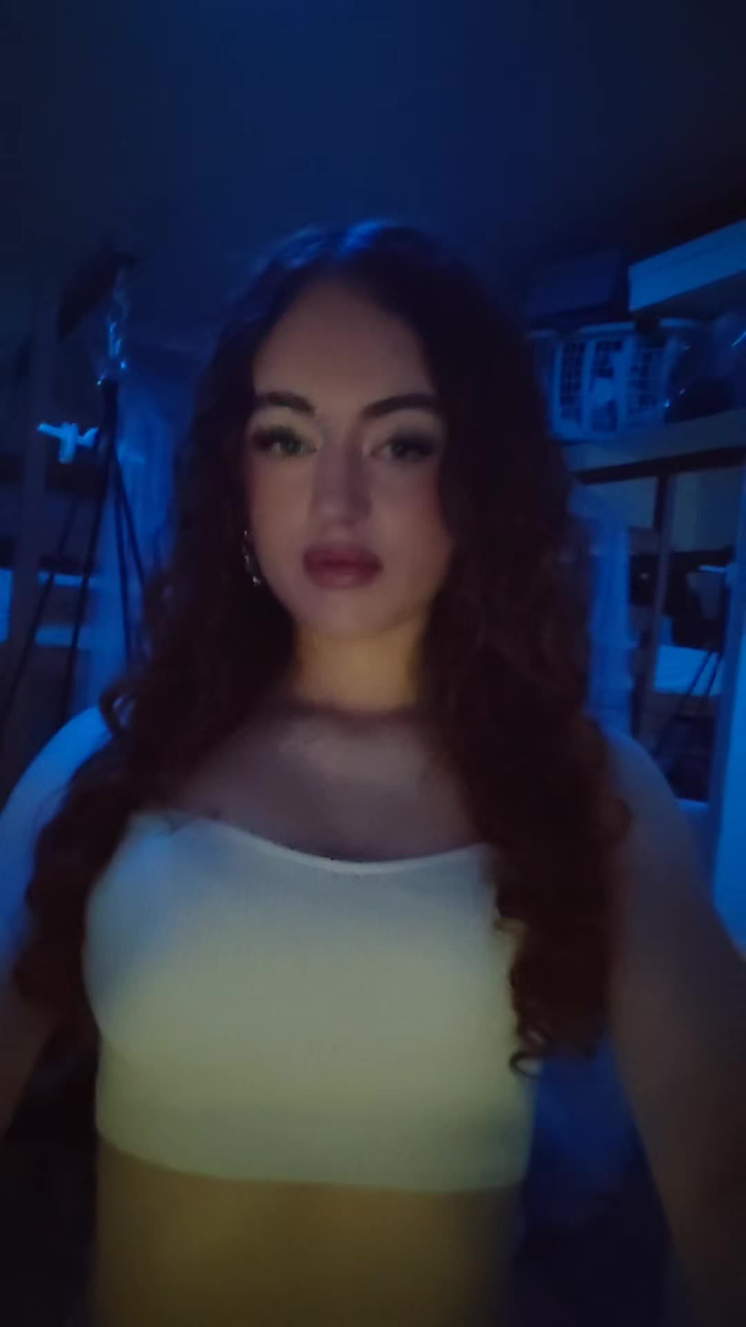 @Mia