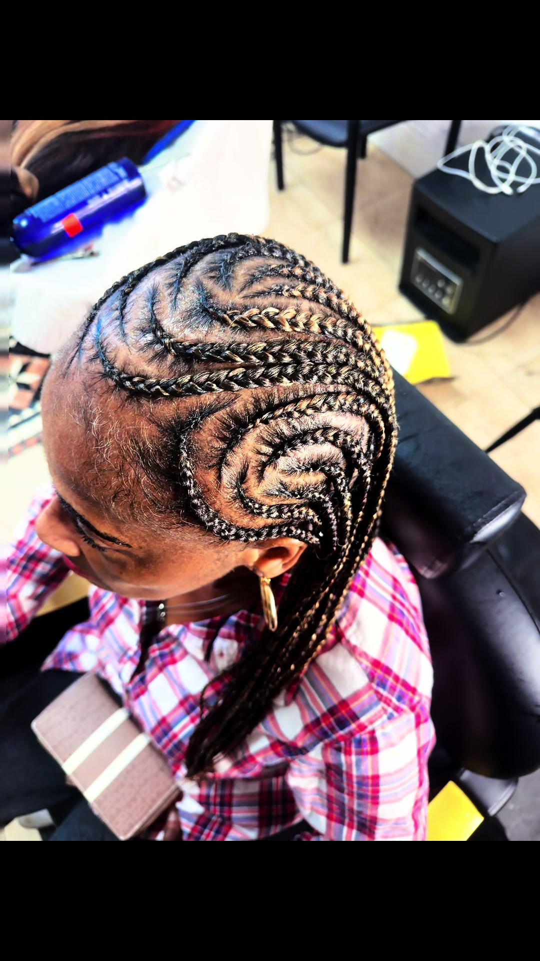 @Akwaba braids by Mamou