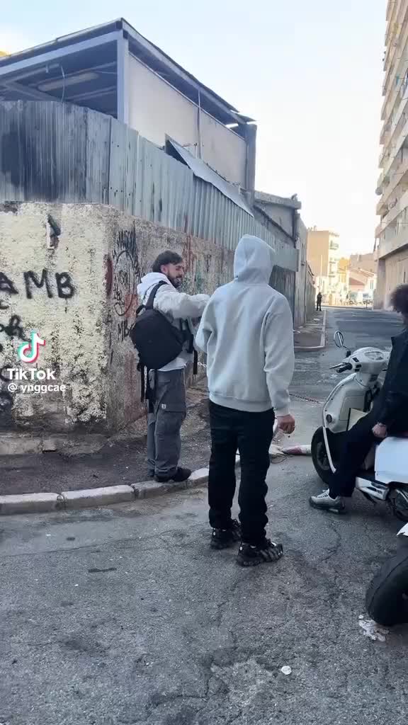 @Tosiek_9