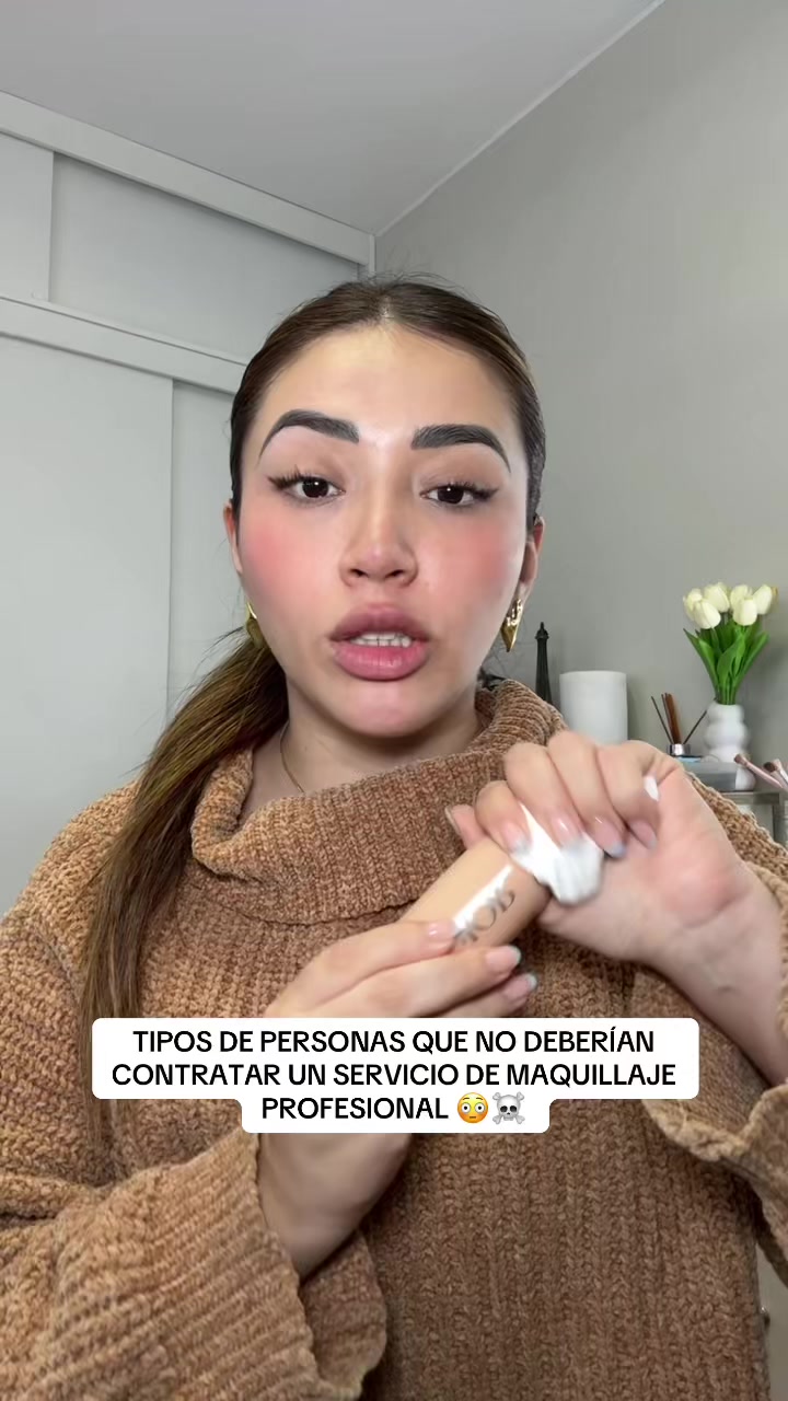 @lesliemakeupartist