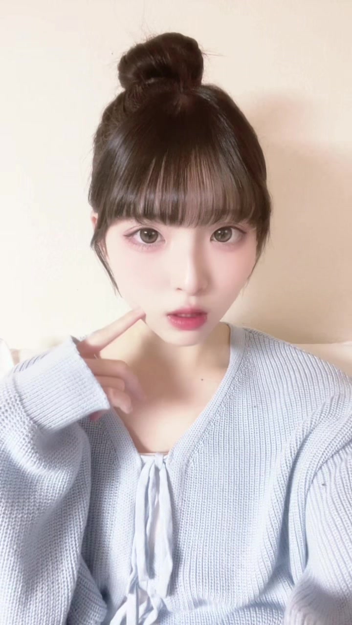 @ゆりな