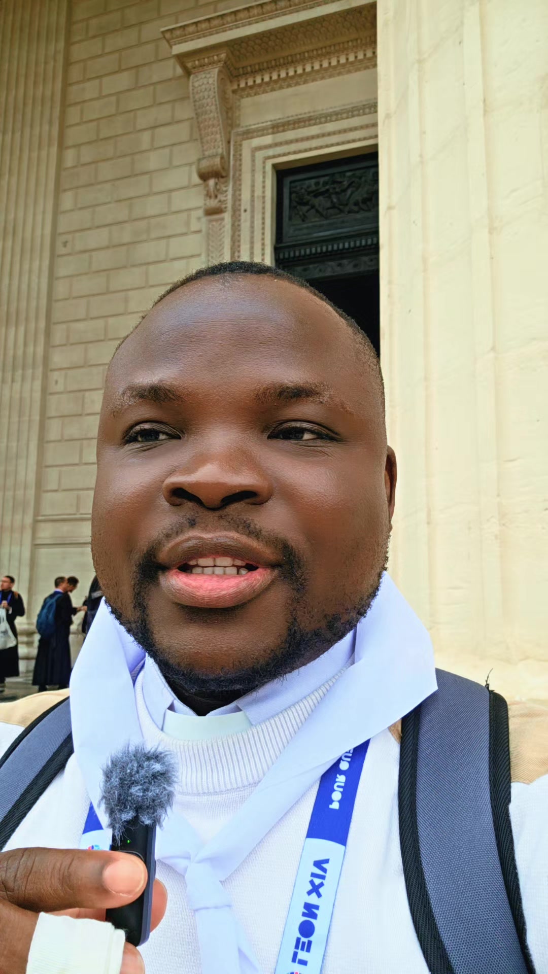 @Padre Précieux 🇨🇵🇻🇦