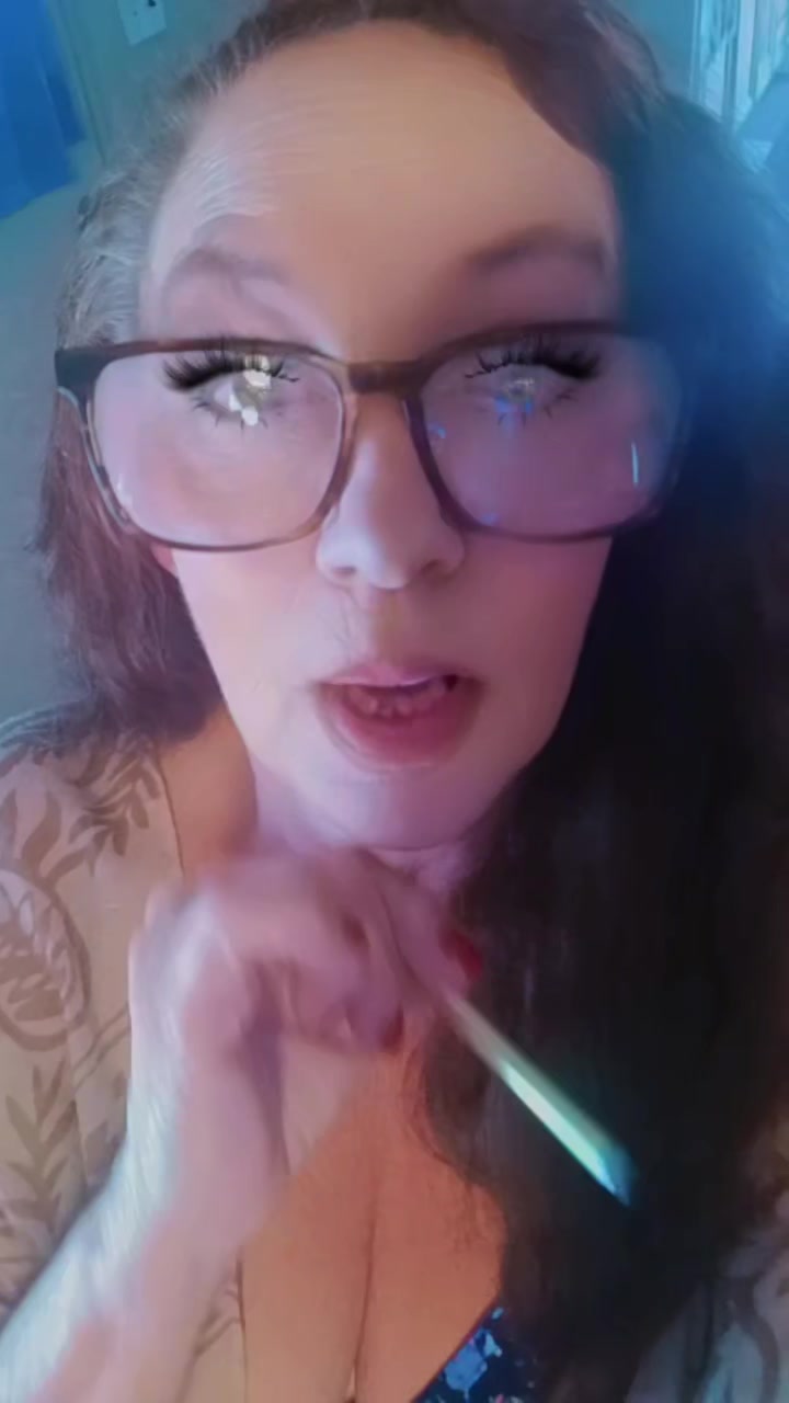 @CHERYL:GEN❌️brat/ DAILY tips