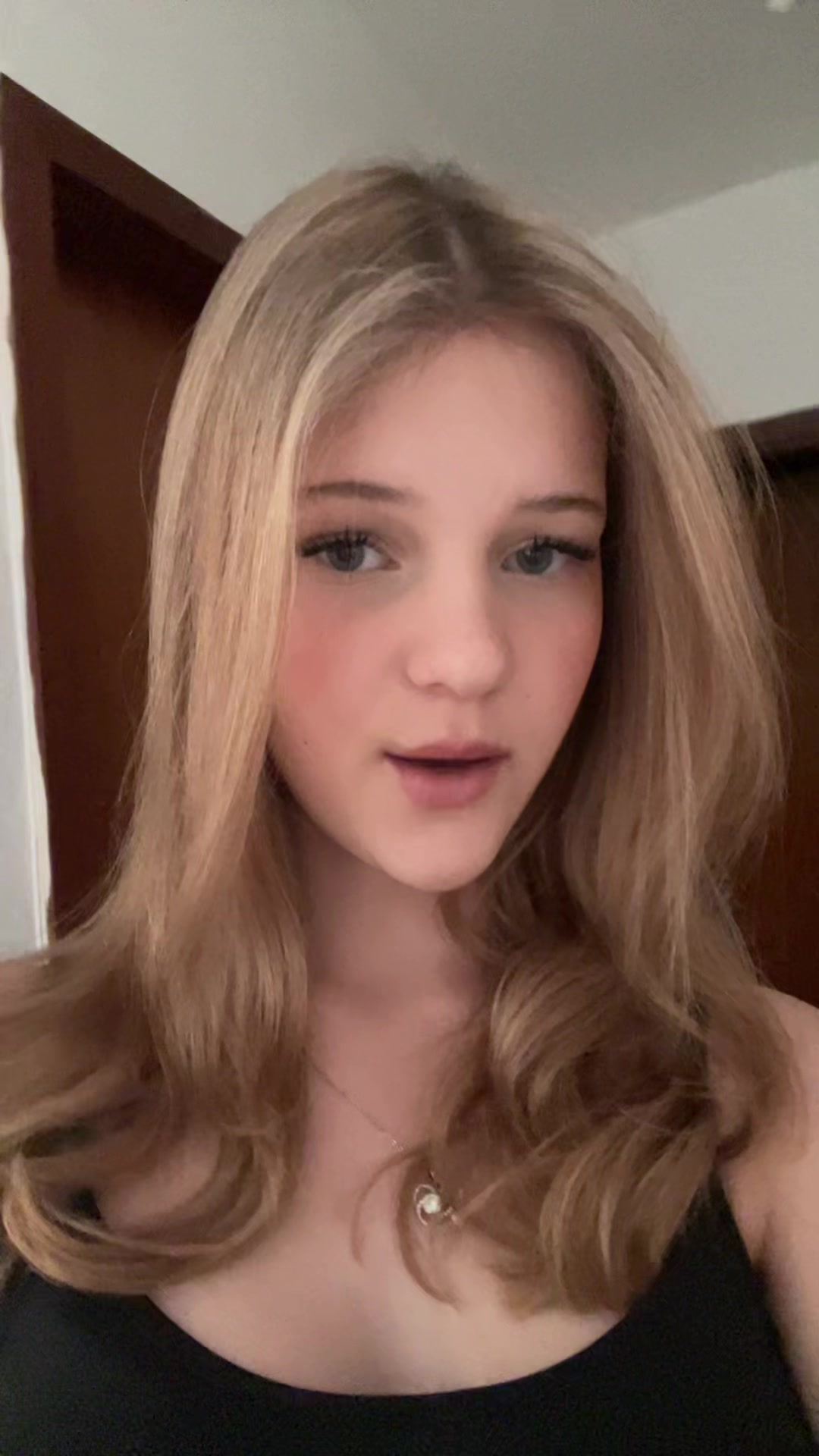 @ꨄ
