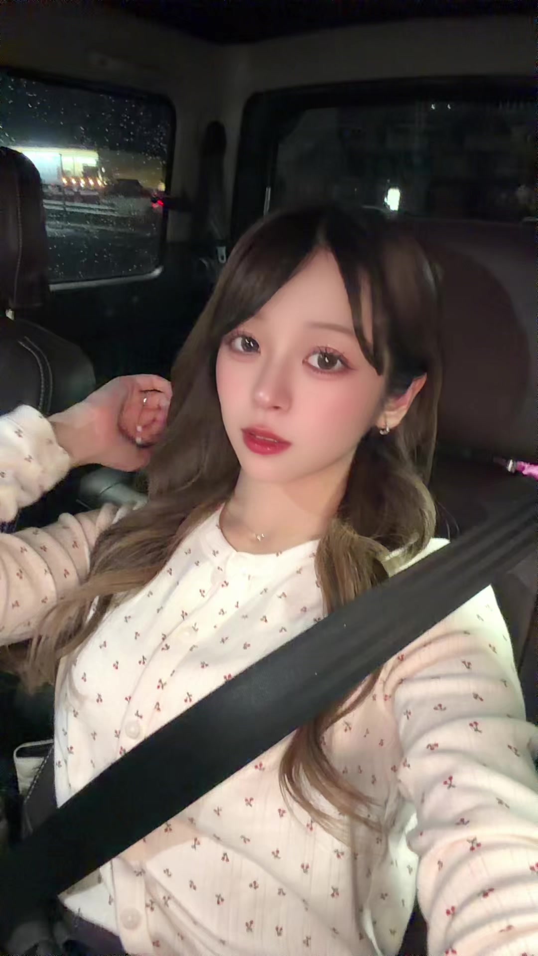 @りりあ