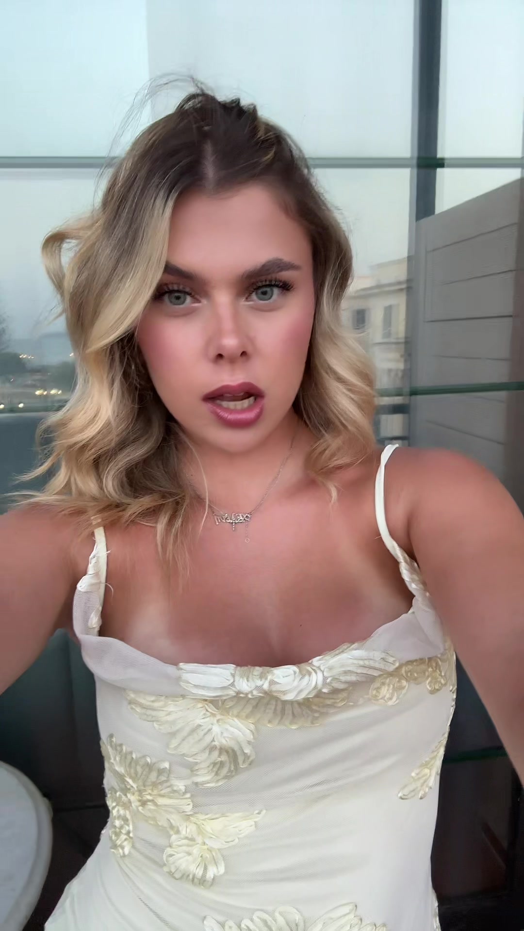 @elena
