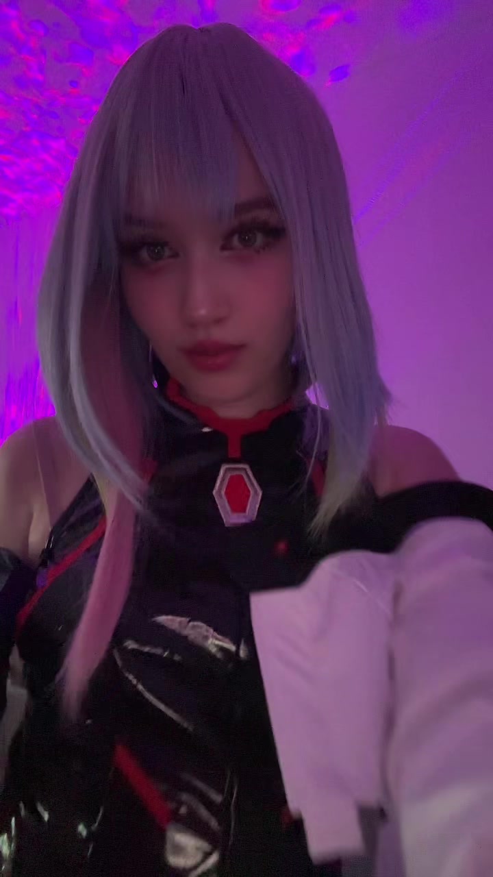 @twitch.tv/ang3lmeow