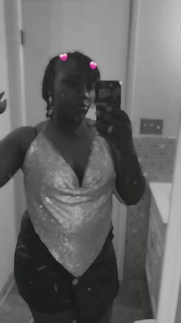 @AunyeaaF.