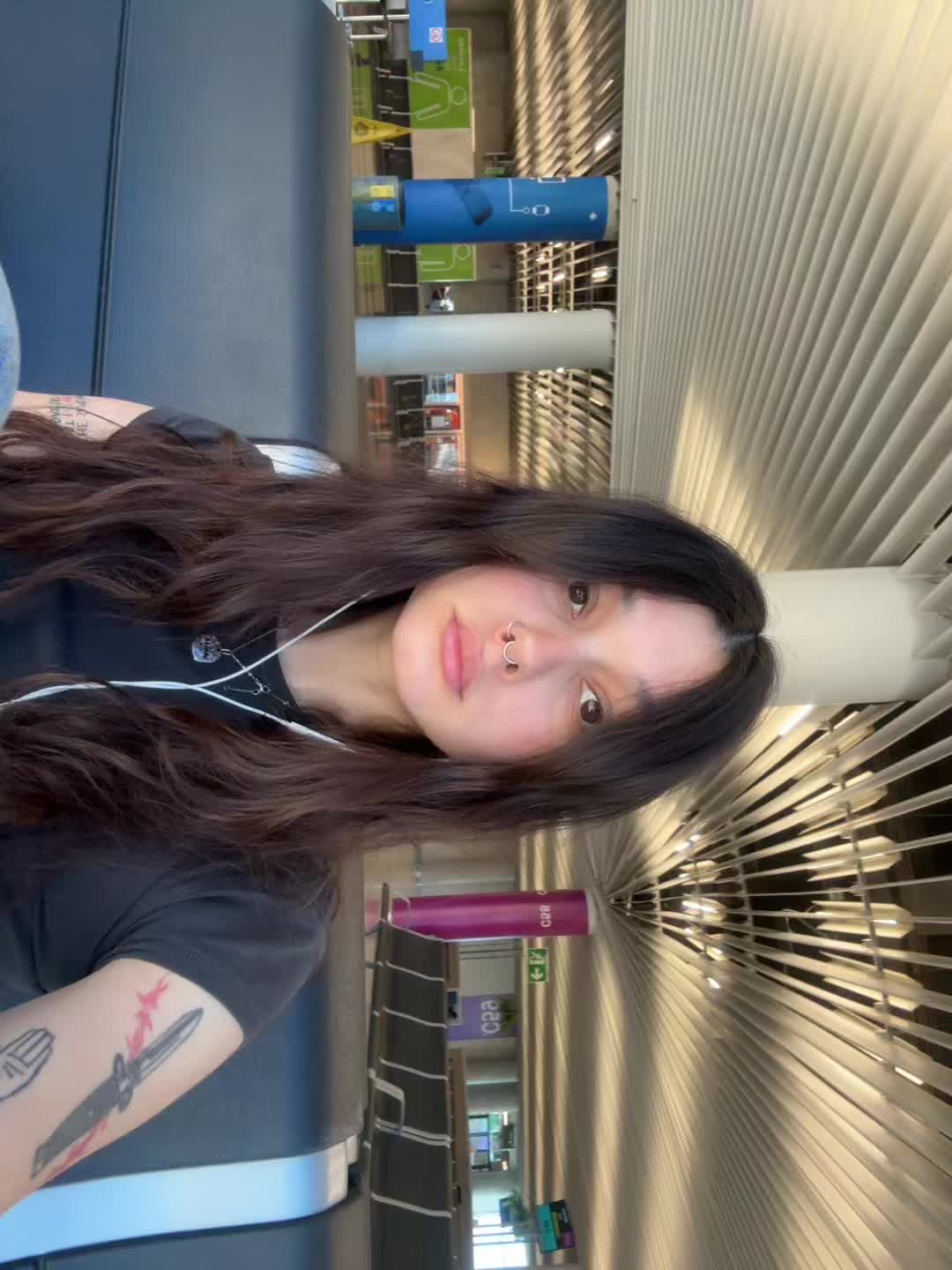 @hinatakio