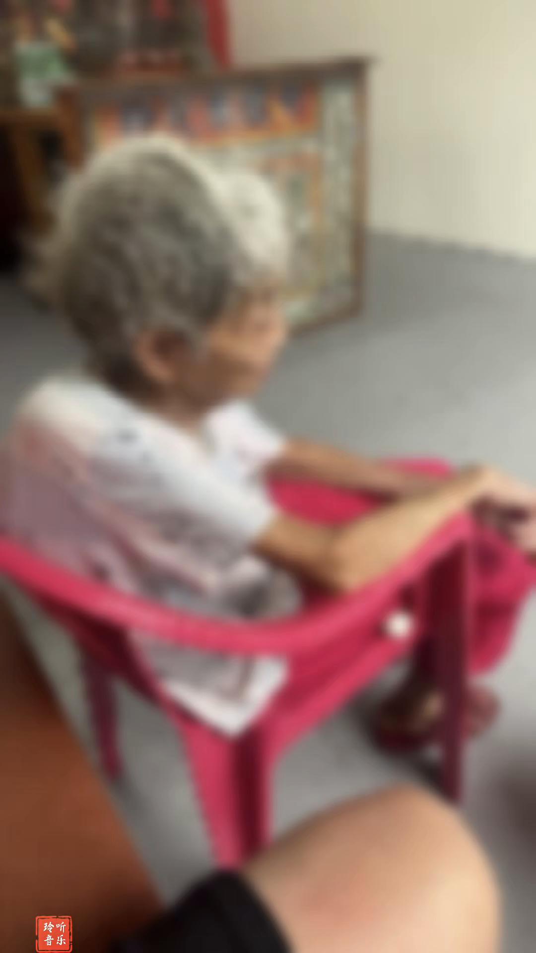 @⚜️六殊衣⚜️