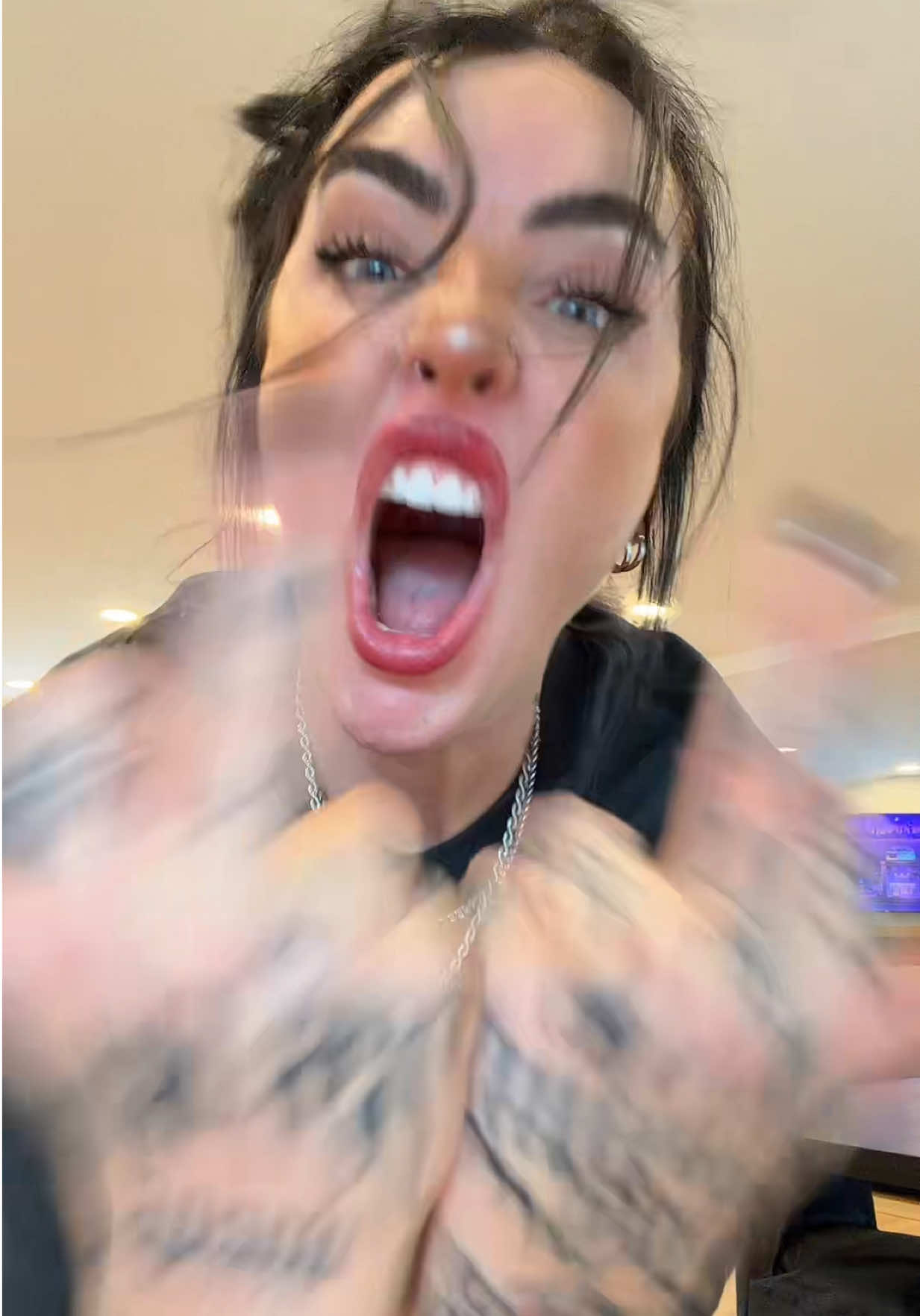 @Chan 🖤⛓️