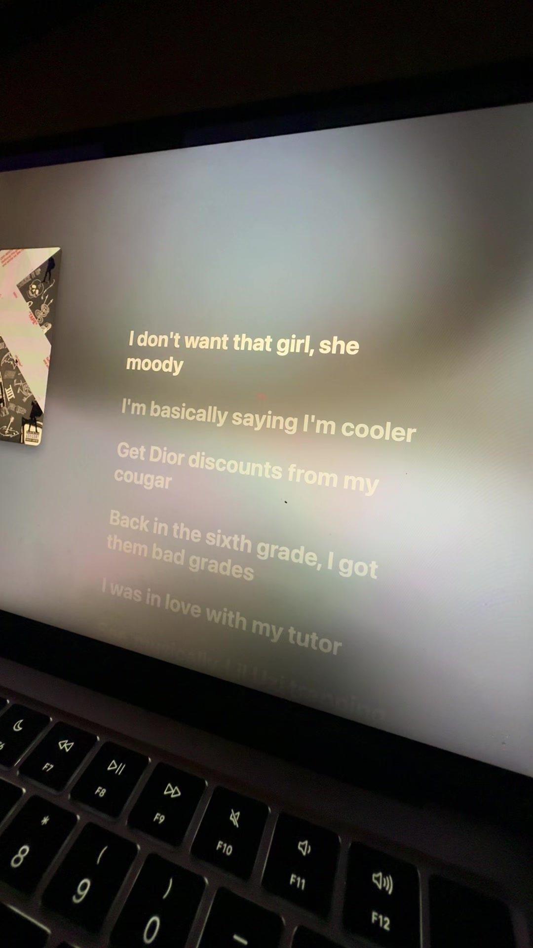 @lyricsprada