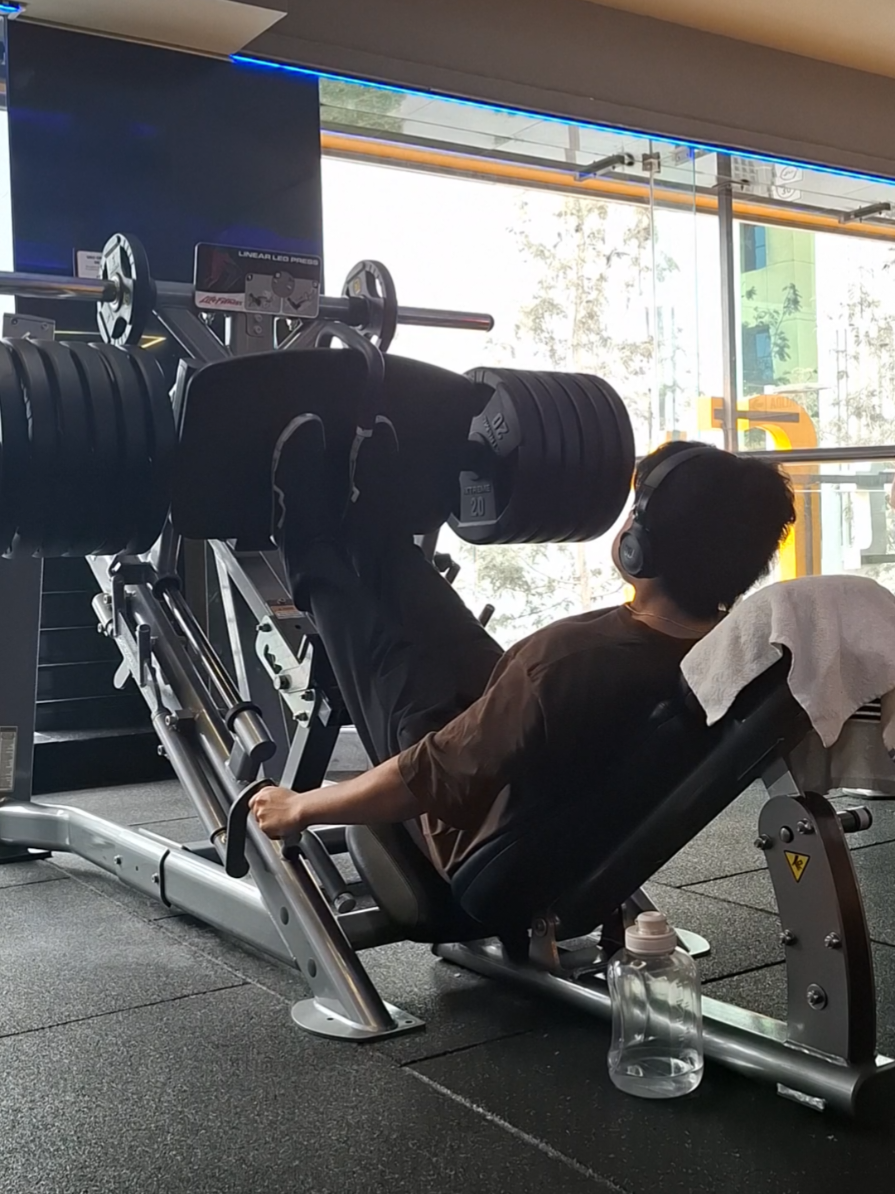 @yo.lifts