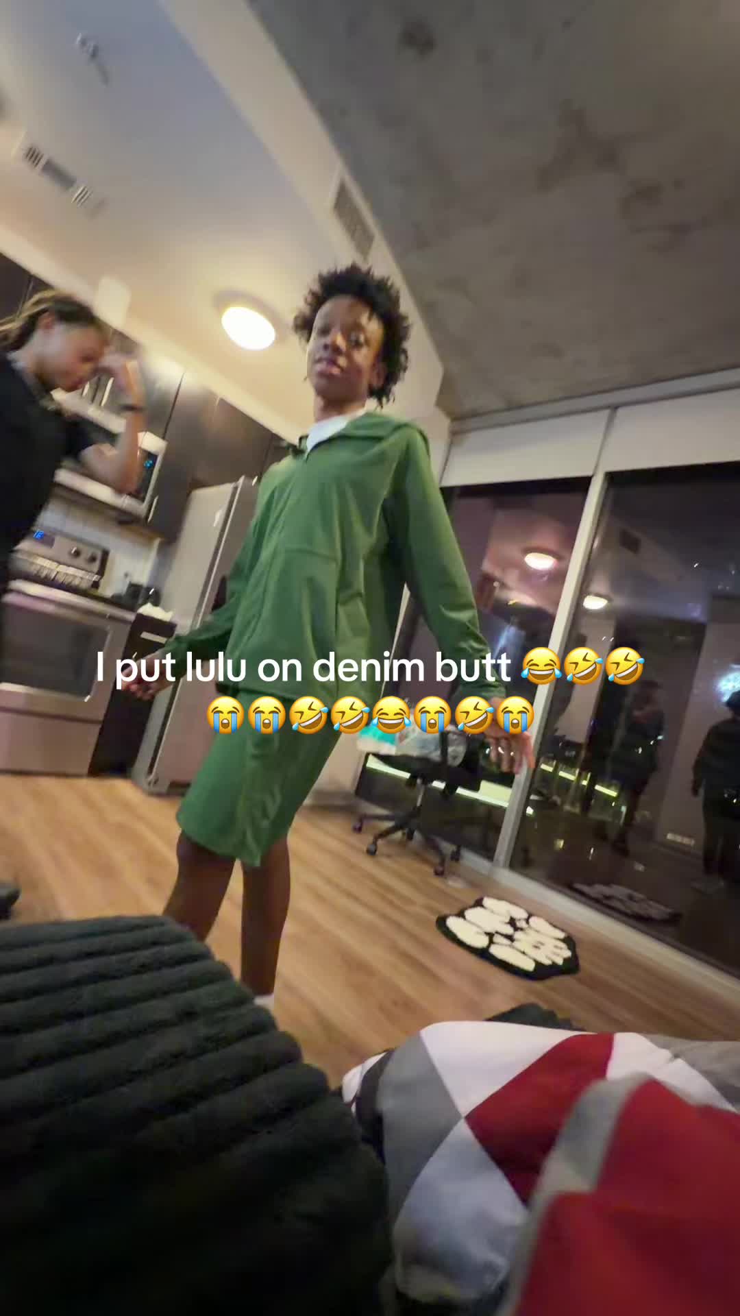 @noellemaryy
