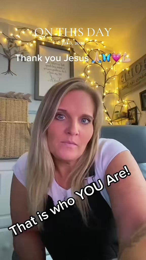 @Stephanie Neal 🦋💗