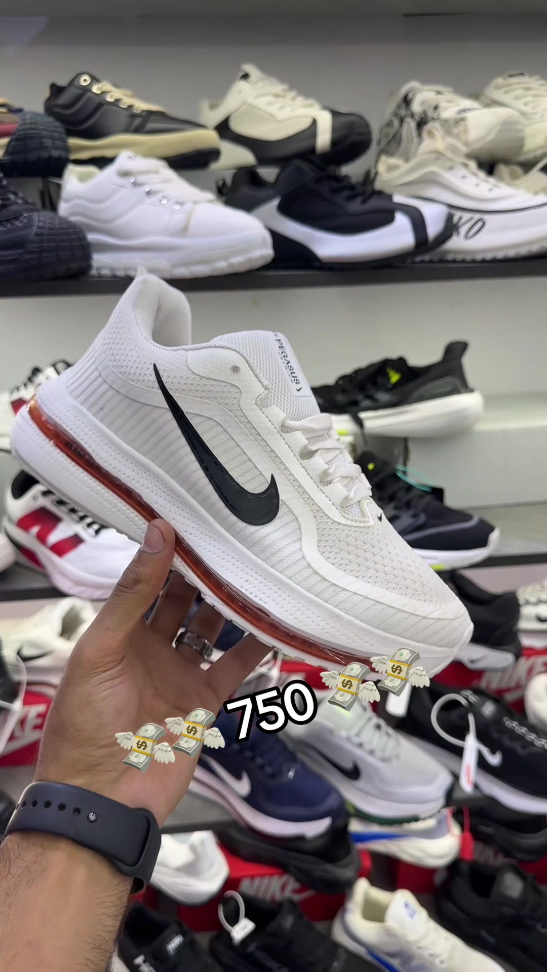 @Manettishoes