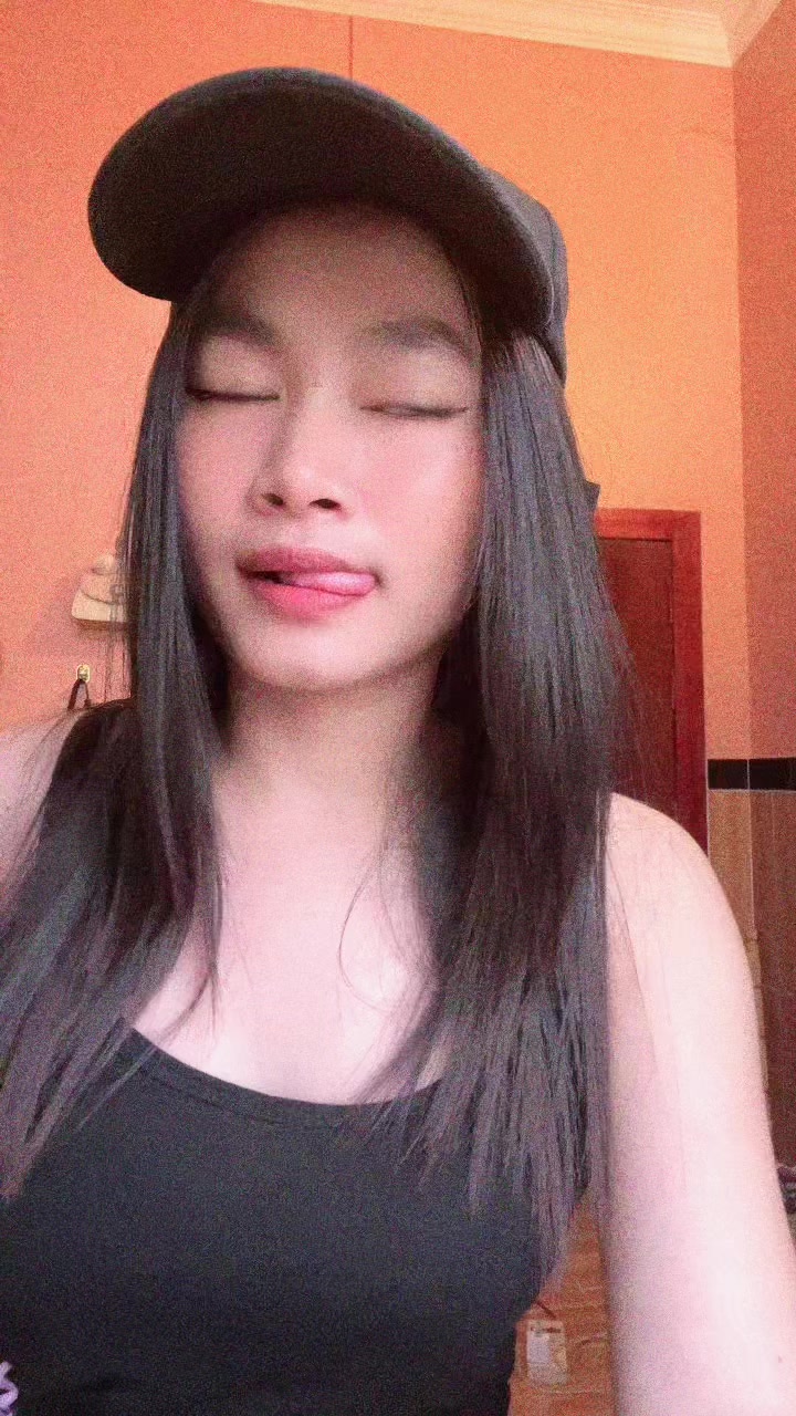 @ស្រីឌីចាយលុយមិនចេះគិត