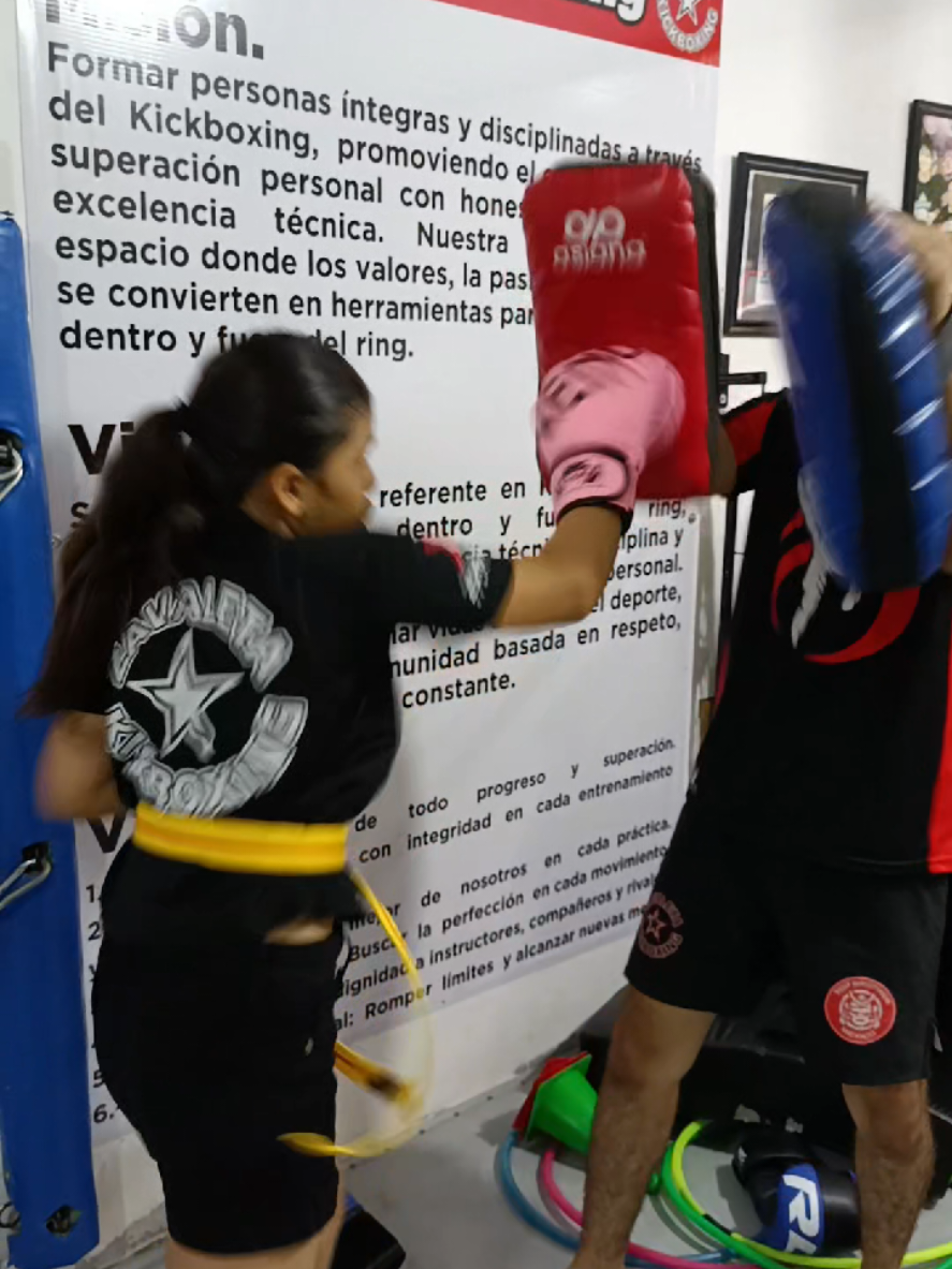 @ZavaletaKickboxing_mma