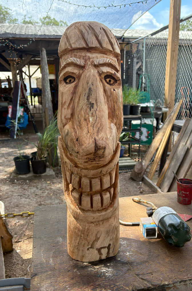 @Oakee Dokee Farm & Carvings