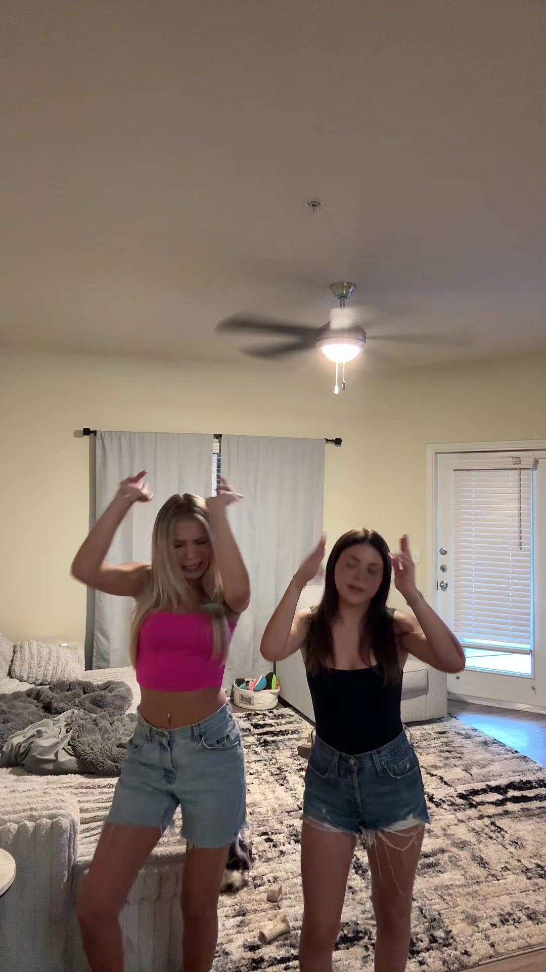 @💒