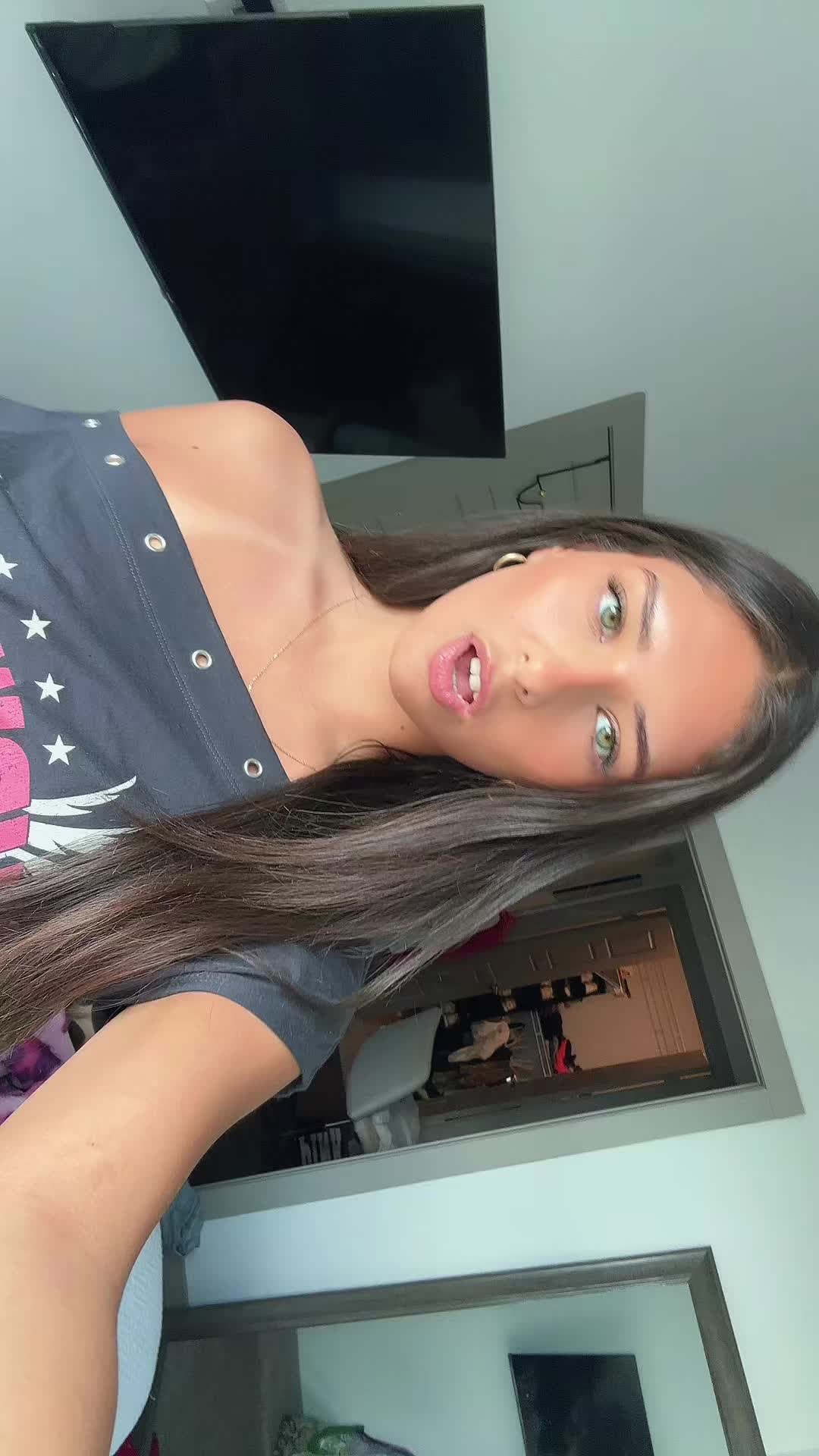 @nicole🐥