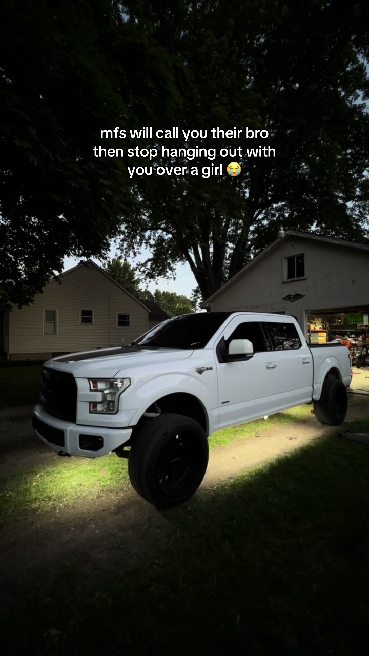 @𝓒𝓸𝓵𝓵𝔂𝓷