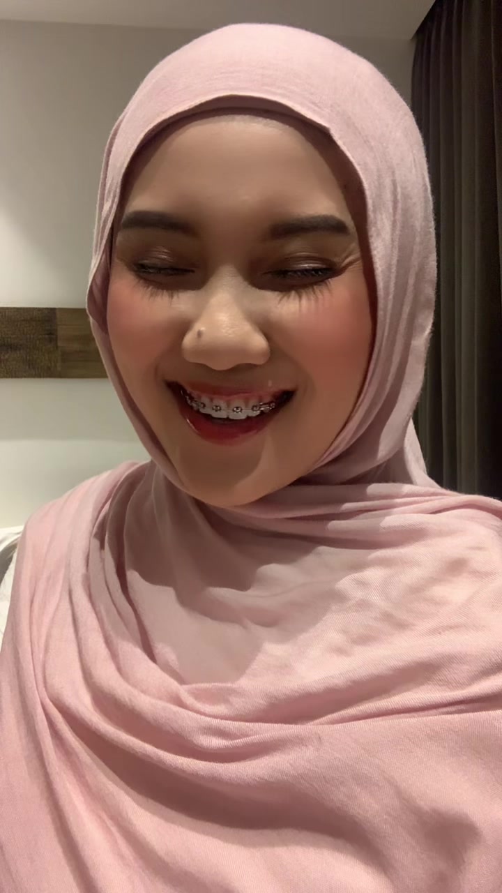 @dinaarna