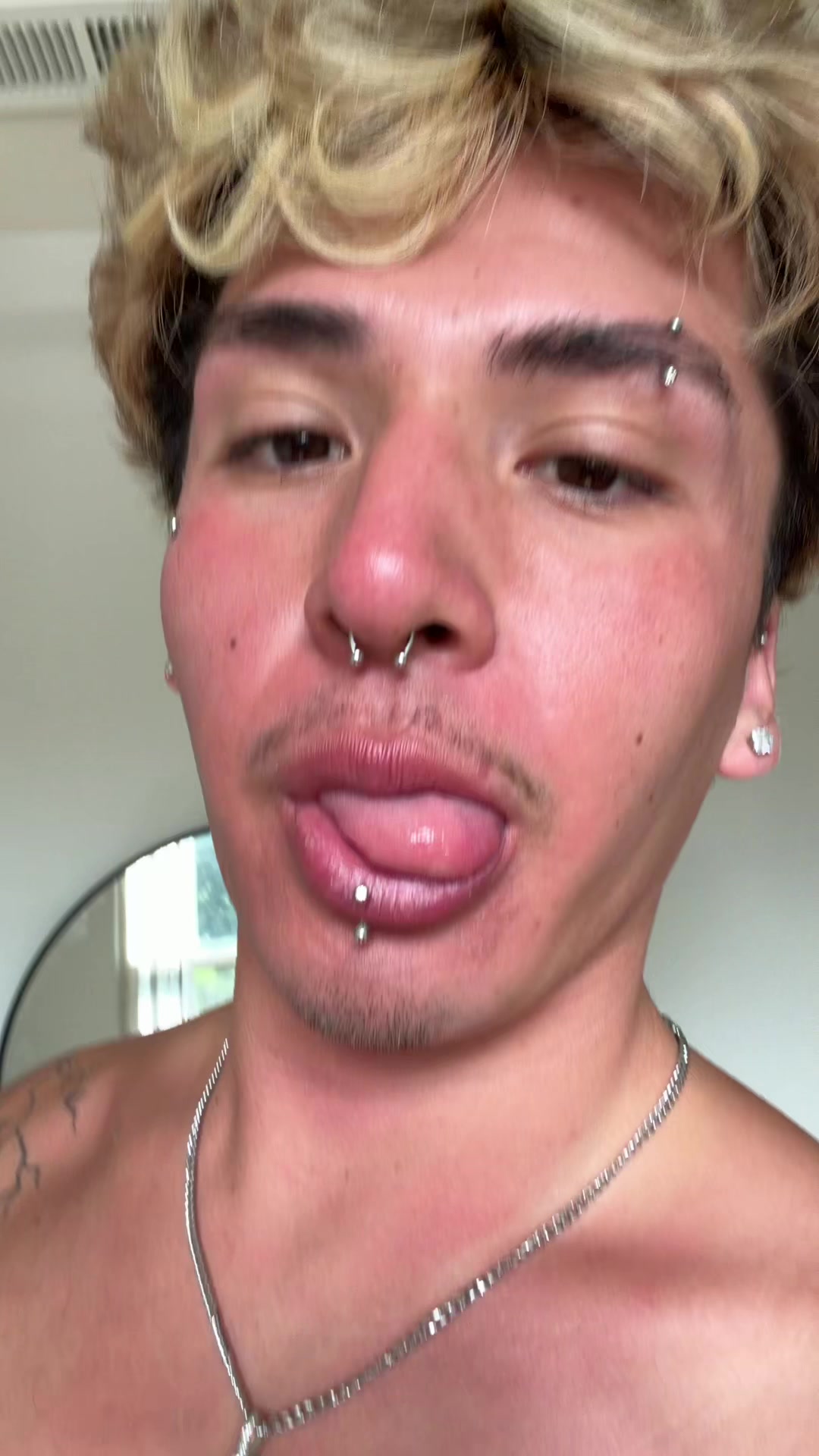 @andr3w
