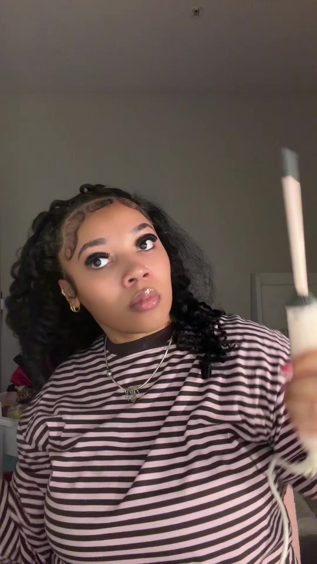 @monique