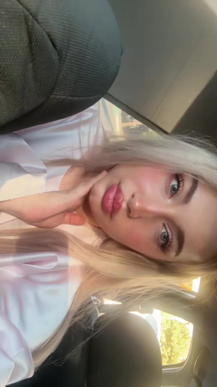 @nadia