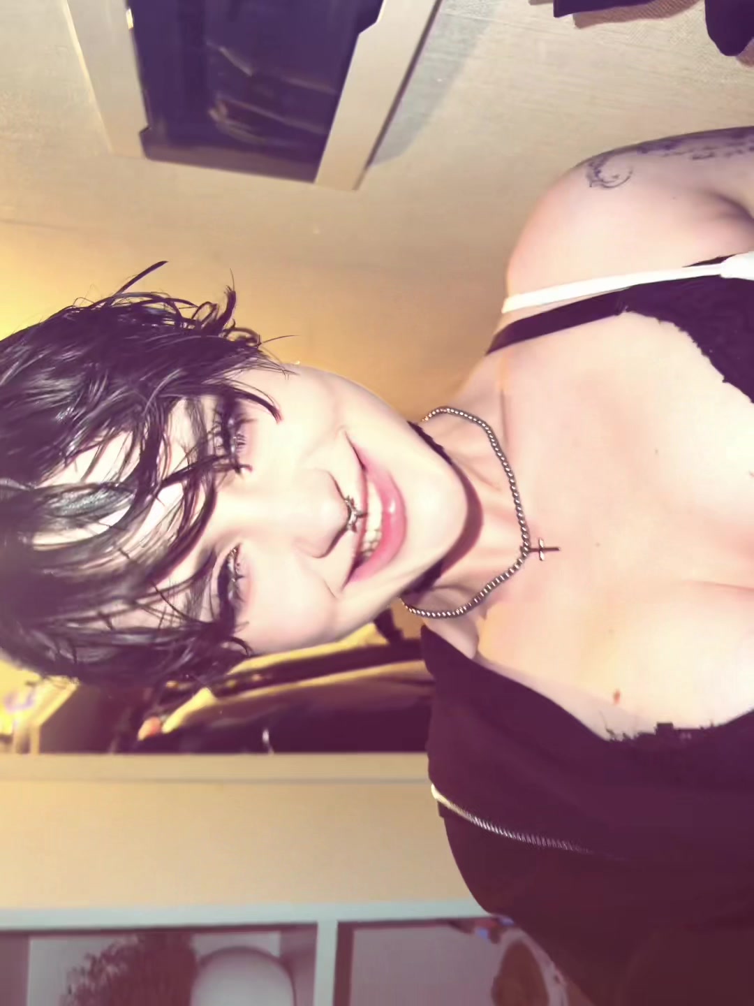 @h3r01nYA