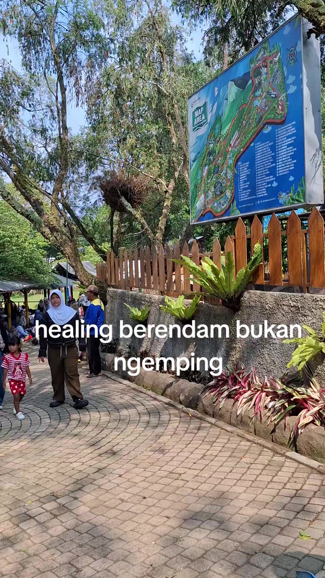 @Mugi