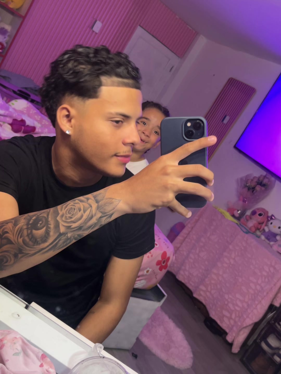 @Soyalejandro