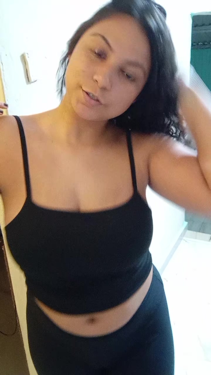 @anavihh