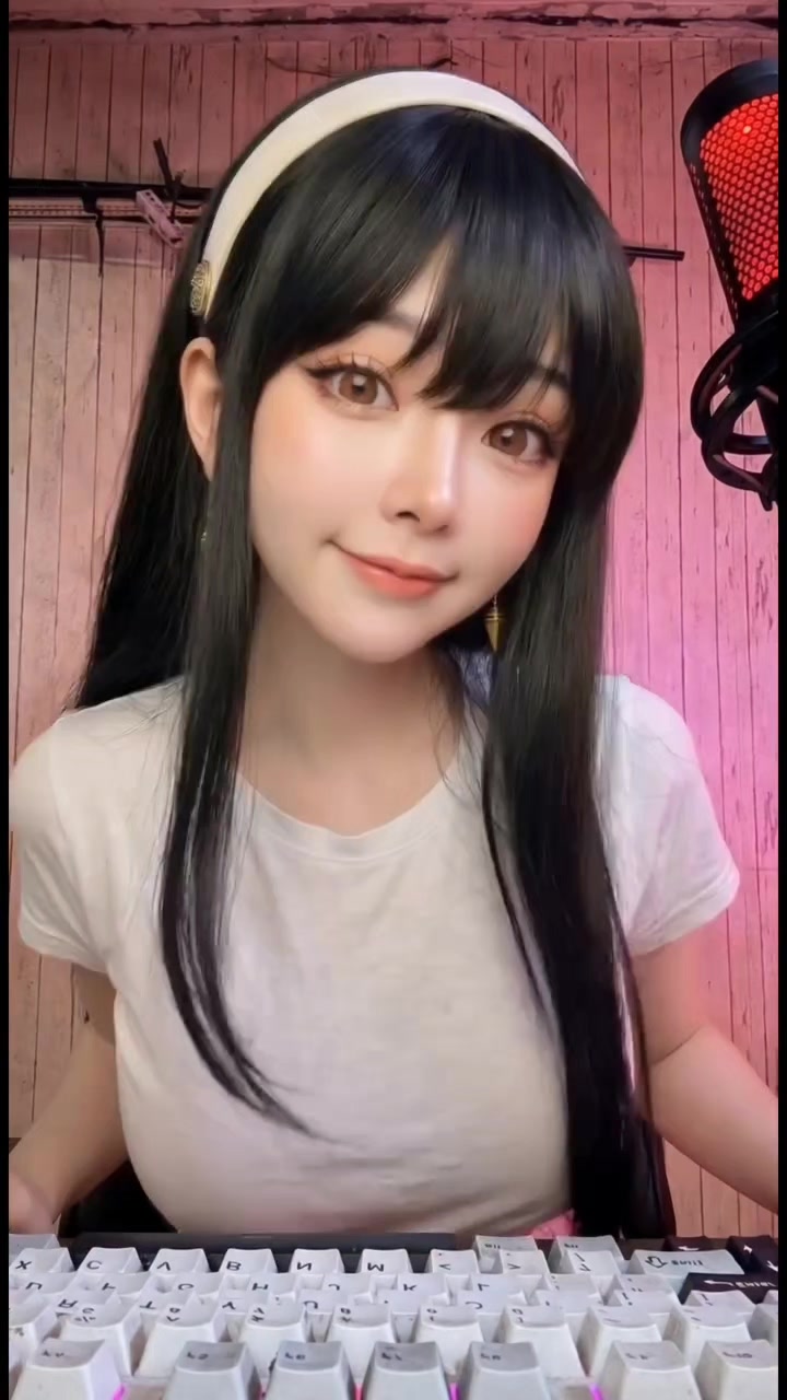 @KizunaAI