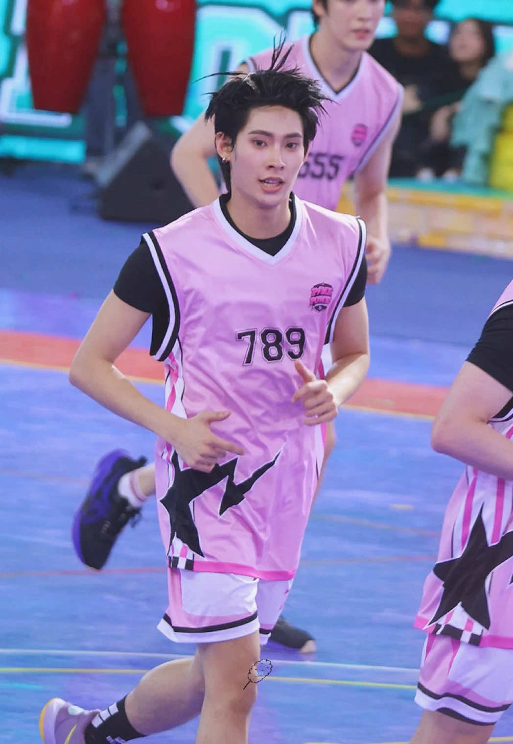 @𝙗𝙡𝙪𝙚𝙘𝙖𝙣𝙙𝙮𝙛𝙡𝙤𝙨𝙨.♡