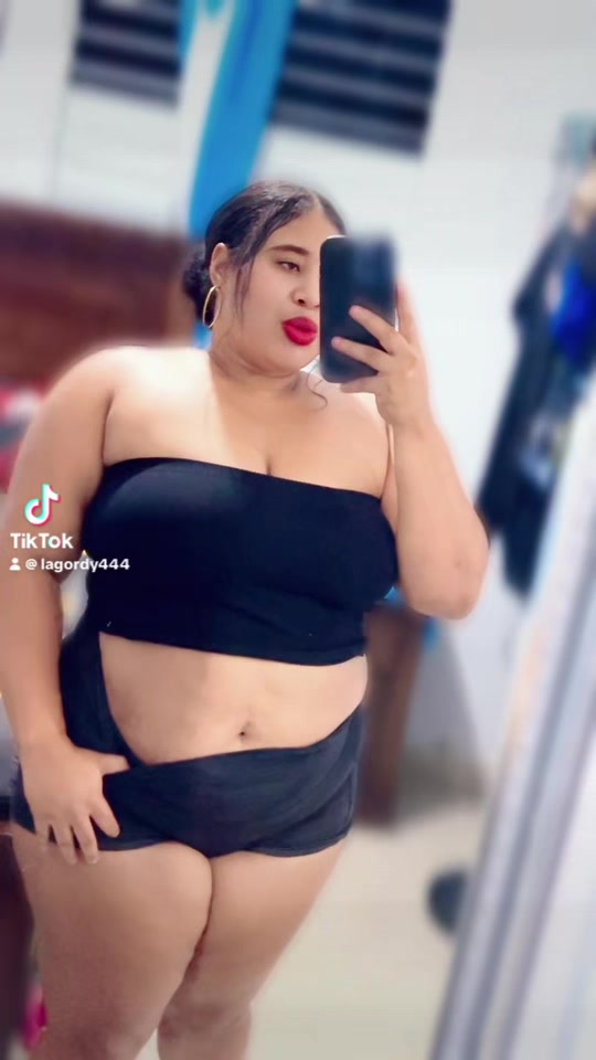 @GORDY🐷🌸👑🎀🤪😊