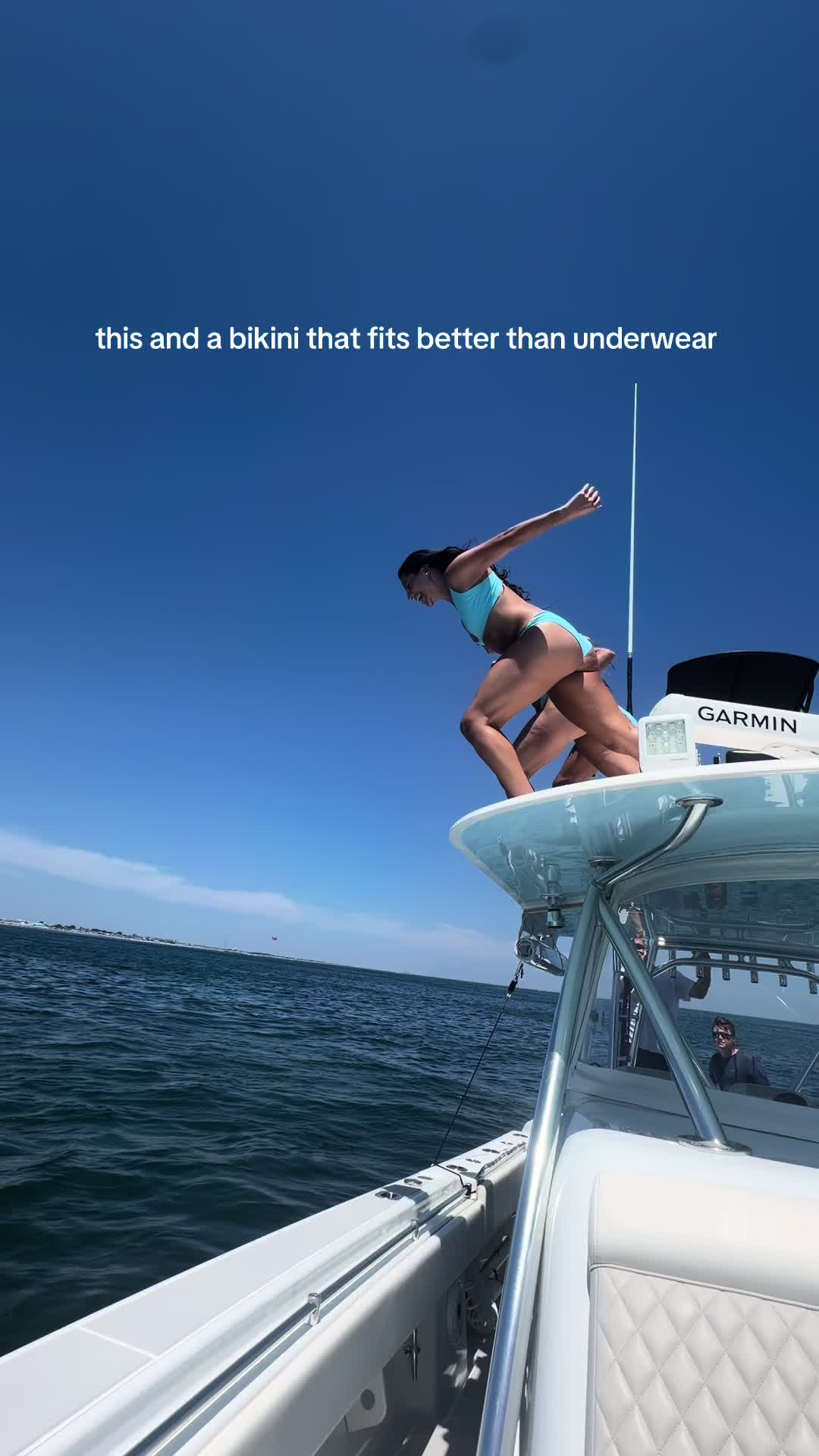 @sarassmileswim