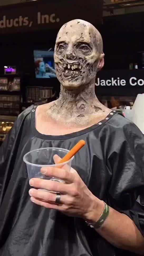 @Aɴɴᴀʙᴇʟ