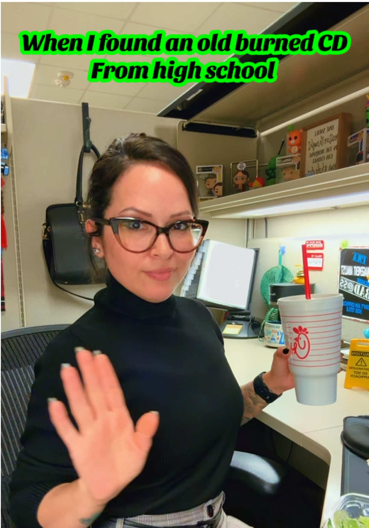 @ink&rsquo;d_office_chick