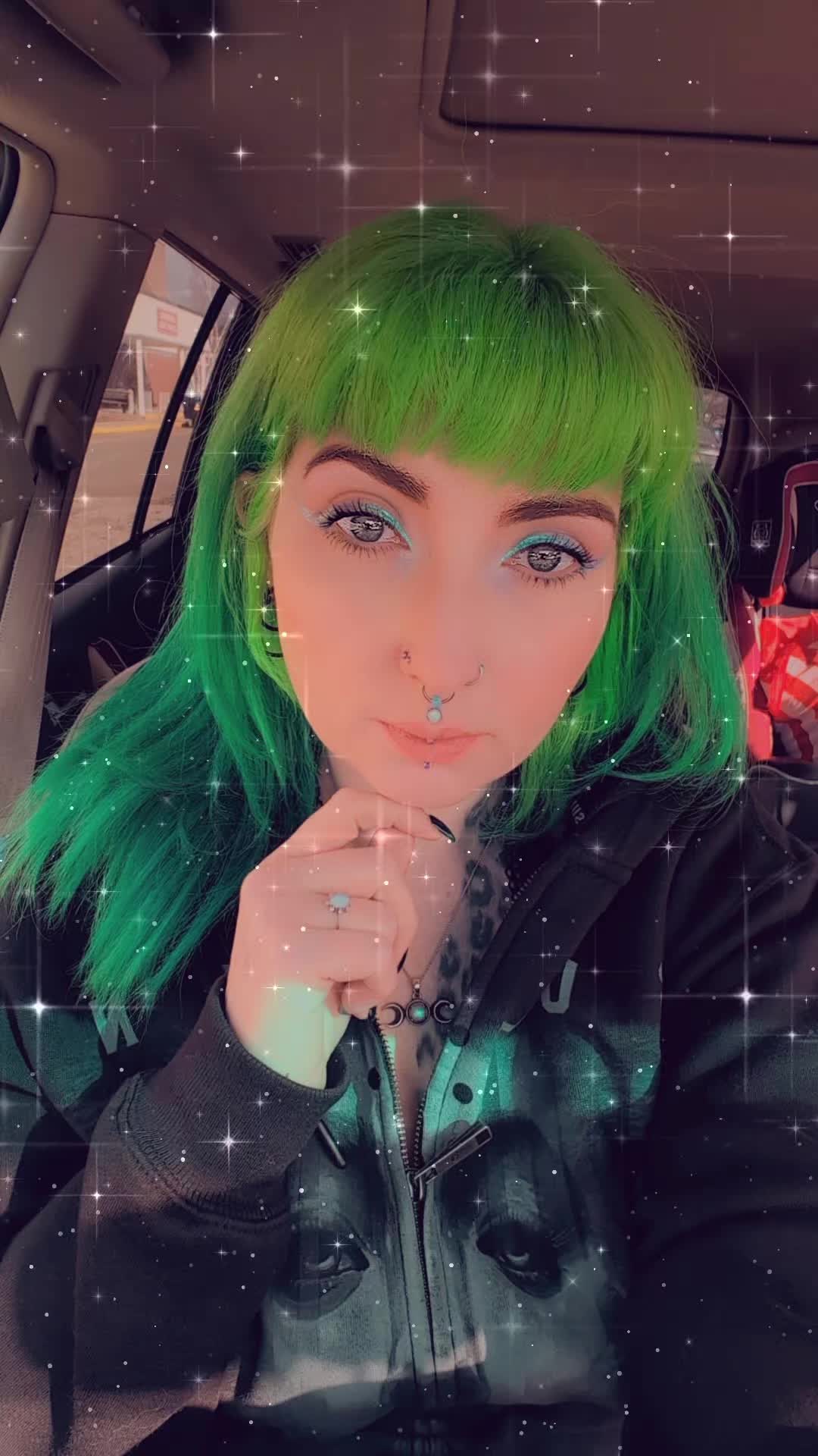 @odditychildebreezzy