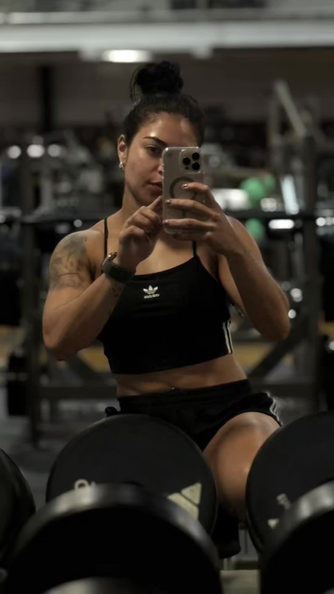 @Talitabrito