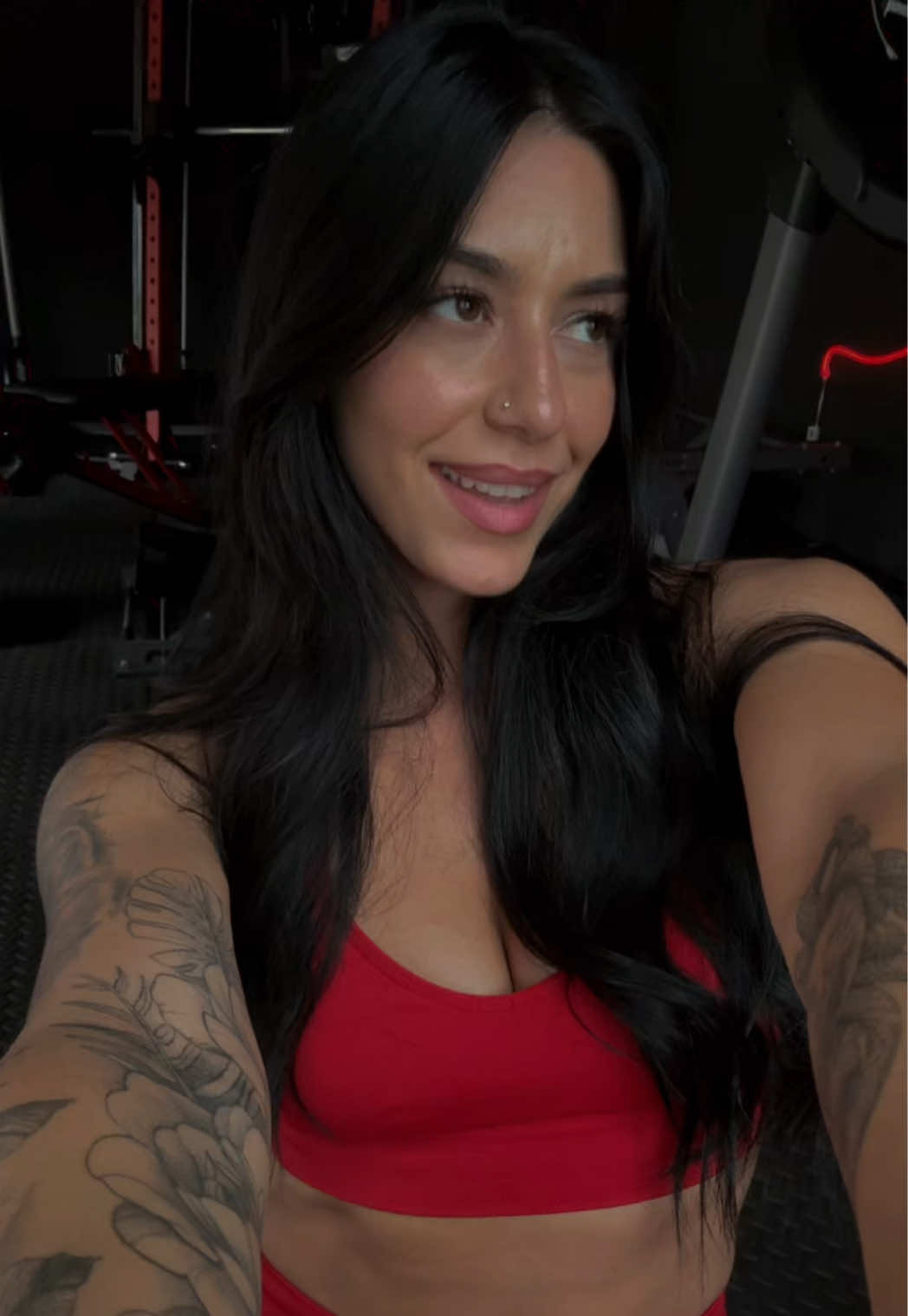@ashley 🍒🕯️🖤