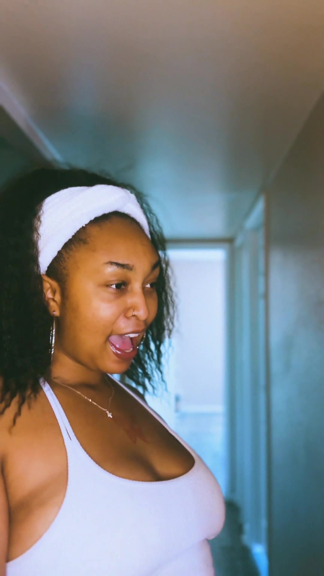 @MaaniGyal420